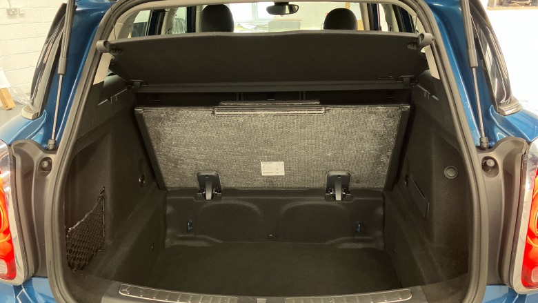 MINI Countryman 2.0 Cooper D 5dr [Chili/Nav+ Pack] Diesel Hatchback